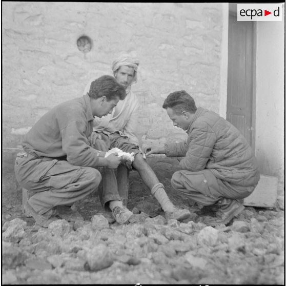 Vie quotidienne au 8e régiment d'infanterie motorisé. [Description en cours]