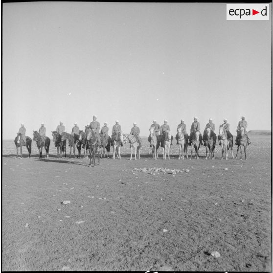 Vie quotidienne au 8e régiment d'infanterie motorisé. [Description en cours]