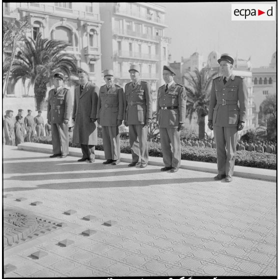 Retour à Alger des élèves moniteurs de la jeunesse algérienne. [Description en cours]