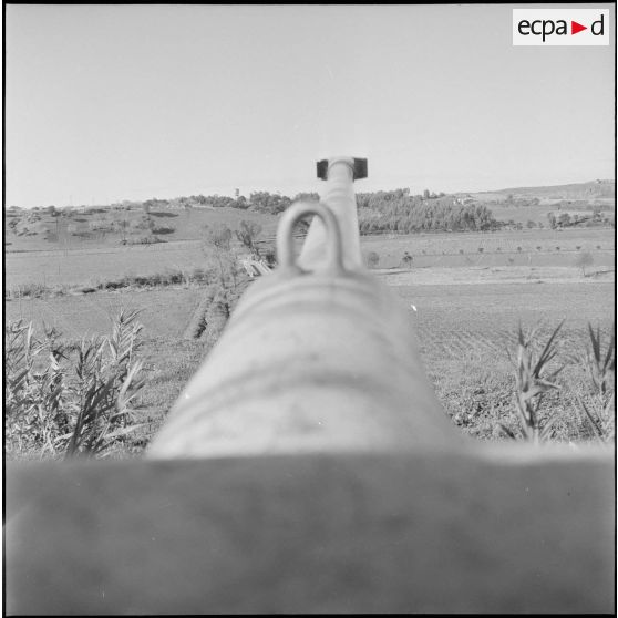 Vie quotidienne d’un régiment de blindés. [Description en cours]