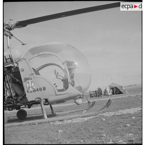 Le groupe d'hélicoptères n° 2 à Aïn-Arnat. [Description en cours]