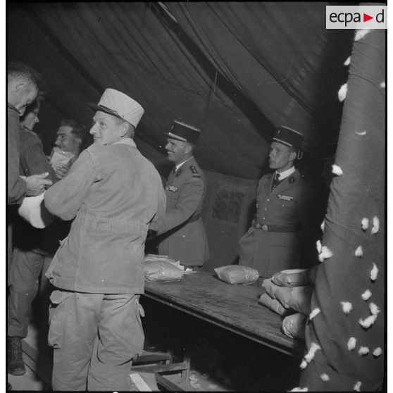 Le 4e REI à Zeribet-el-Oued. [Description en cours]