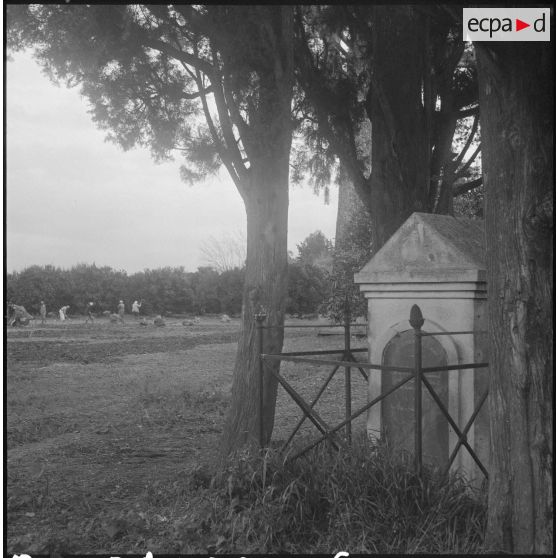 Environs du camp d’Erlon. [Description en cours]