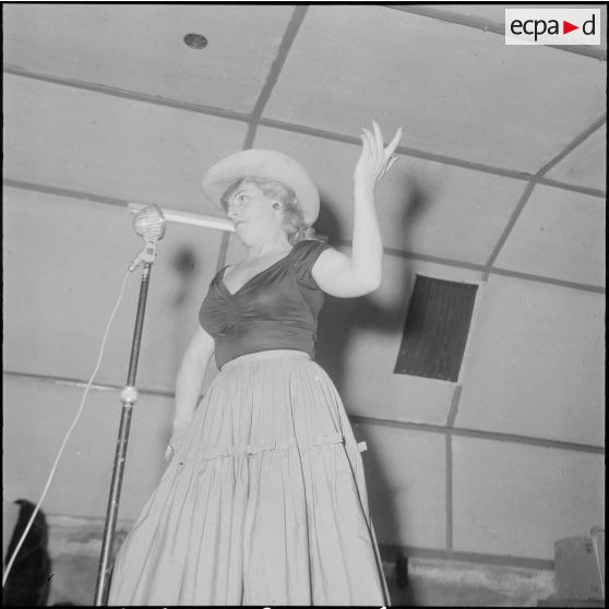 Spectacle récréatif en l'honneur des militaires blessés ou malades. [Description en cours]