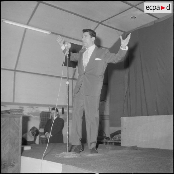 Spectacle récréatif en l'honneur des militaires blessés ou malades. [Description en cours]