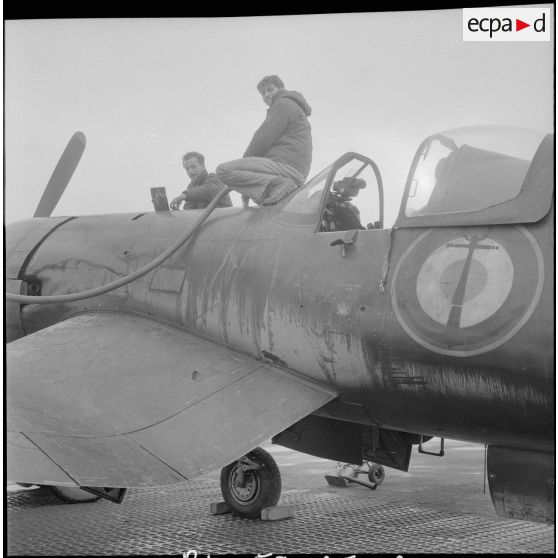 La 15e flottille de l'Aéronavale sur la base aérienne opérationnelle de Télergma (BAO) 211. [Description en cours]