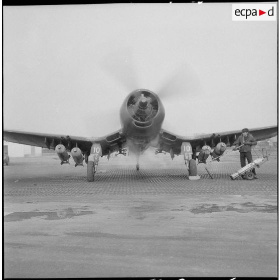 La 15e flottille de l'Aéronavale sur la base aérienne opérationnelle de Télergma (BAO) 211. [Description en cours]