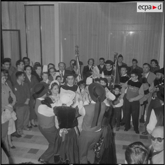 Arrivée des joueurs du stade Rennais à Alger. [Description en cours]