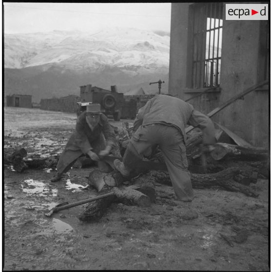 Le 2/3e REI à Tissemiran. [Description en cours]