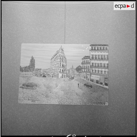 Visite d'une exposition de tableaux. [Description en cours]