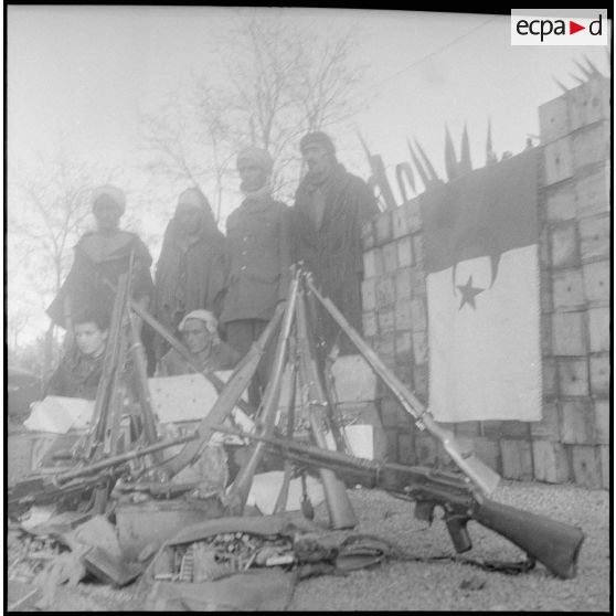 Prisonniers de la wilaya 5. [Description en cours]