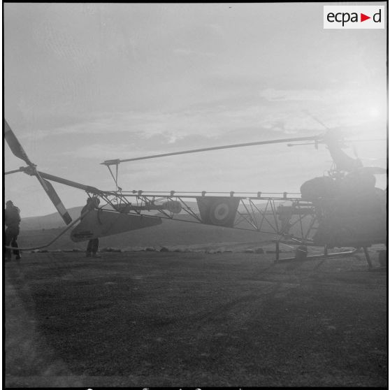 Une base d'hélicoptères. [Description en cours]