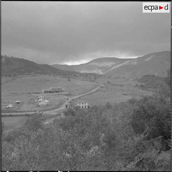 Le 2/11e RIC à Adekar. [Description en cours]