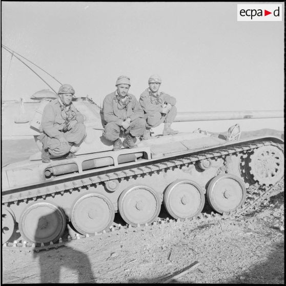 Inspection au 2e RD et opération dans le djebel de Ben-Norah.