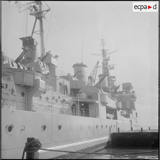 Arrivée du navire Le Sheffield. [Description en cours]