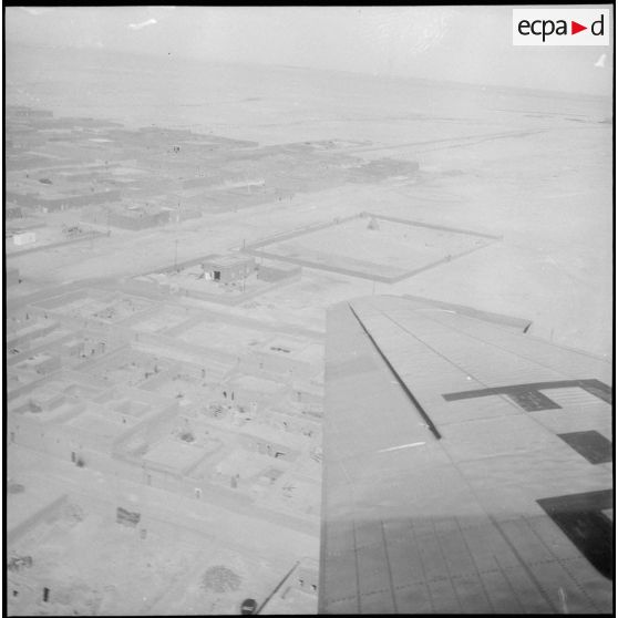 Les pétroliers du Tanezrouft. [Description en cours]