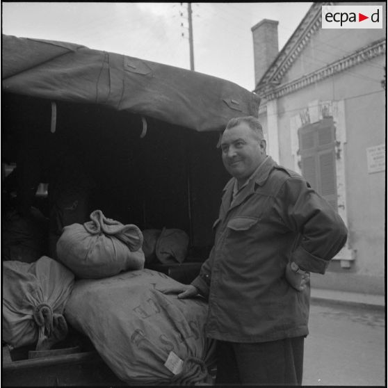 Activité du réseau postal militaire. [Description en cours]