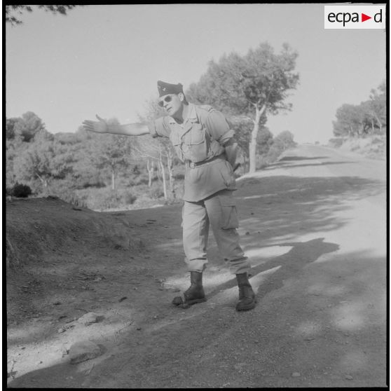 Instruction militaire et entraînement sportif. [Description en cours]