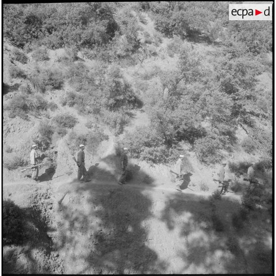 Le 22e RI et sa harka. [Description en cours]