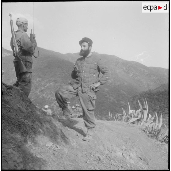 Le 22e RI et sa harka. [Description en cours]