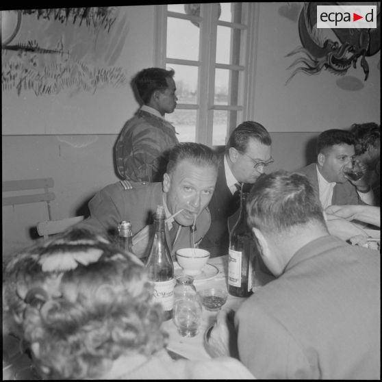 Fête du Têt chez les commandos vietnamiens à Beni-Messous. [Description en cours]