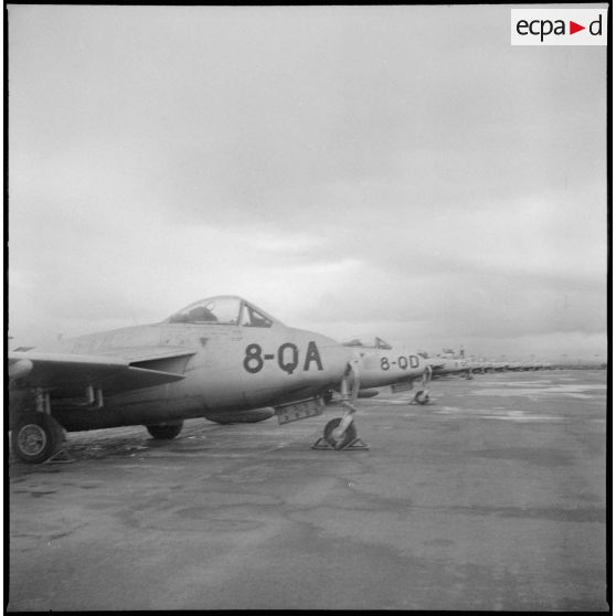 Base aéronavale de la 12e flottille (12F). [Description en cours]