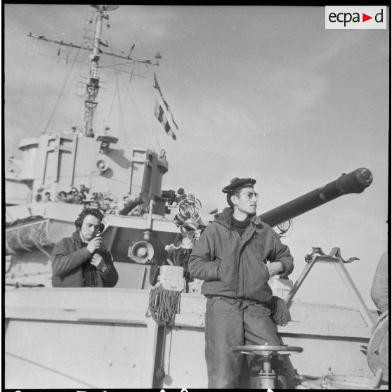 Le Berbère en mission au large des côtes d’Algérie. [Description en cours]