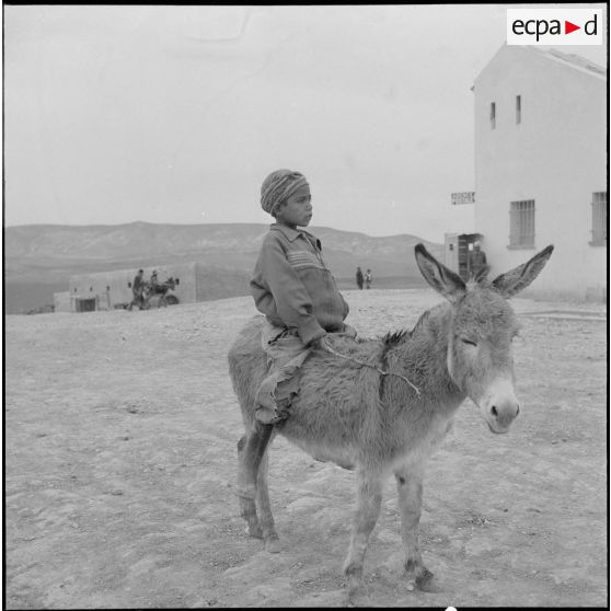 Poste près de la frontière tunisienne.[Description en cours]