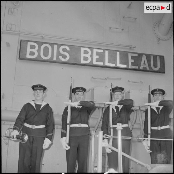 Le porte-avions Le Bois-Belleau. [Description en cours]
