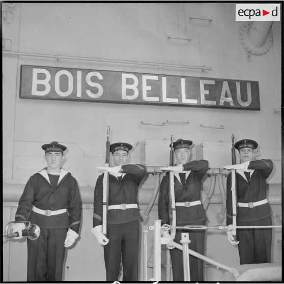Le porte-avions Le Bois-Belleau. [Description en cours]
