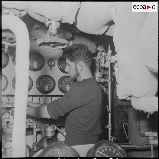 Le Porte-avions "Bois Belleau". [Description en cours]