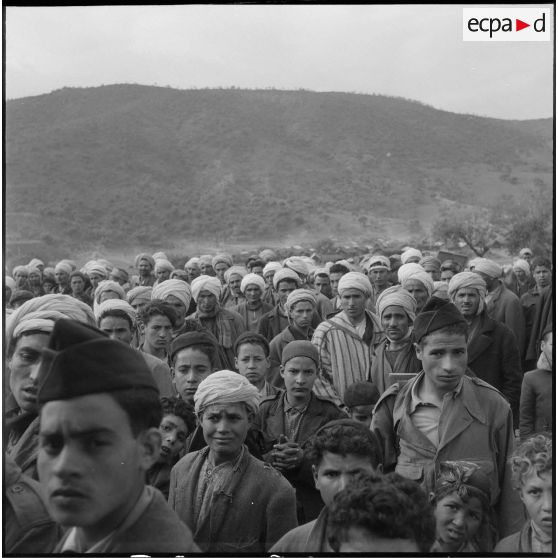 Action psychologique et aide médicale à des populations. [Description en cours]