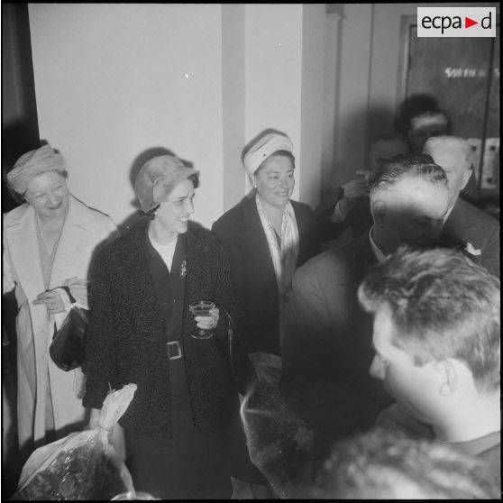 Un spectacle théâtral. [Description en cours]