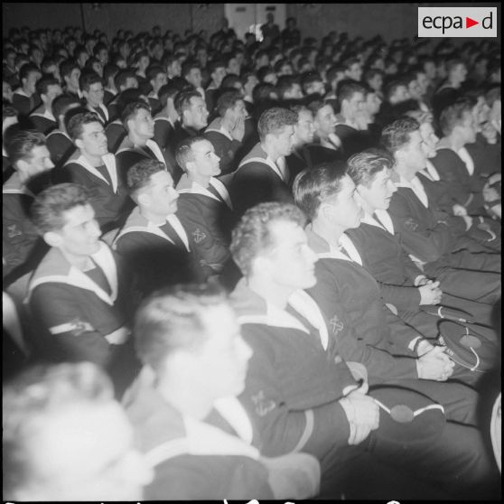 Un spectacle théâtral. [Description en cours]