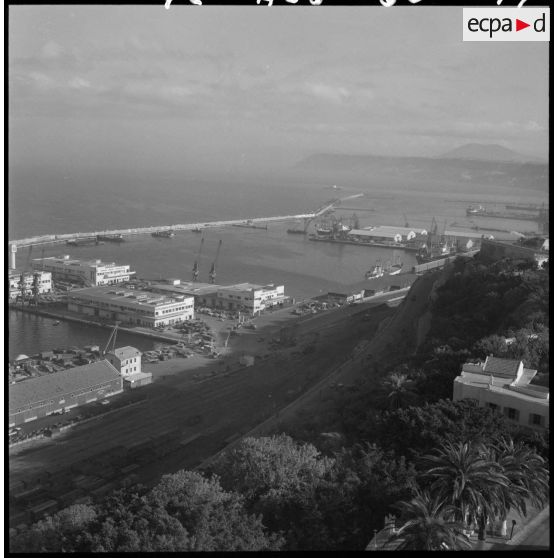 Panorama de la ville d'Oran.