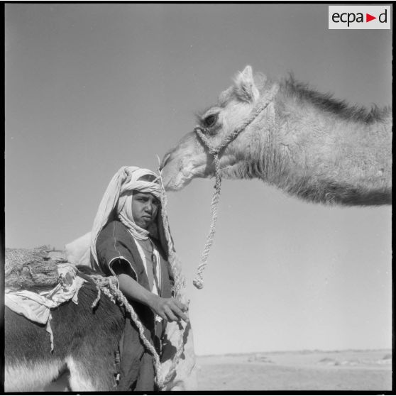 Portrait d'un caravanier sur la route dite des palmeraies.