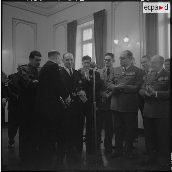 Durant le discours de Mr Jey, préfet inspecteur général de l'administration en mission extraordinaire (IGAME) d'Oran.