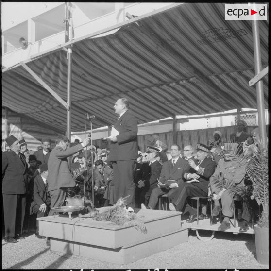 Discours de M. Jacomet.