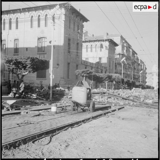 Vue sur la rue Michelet, le 1er février 1960.