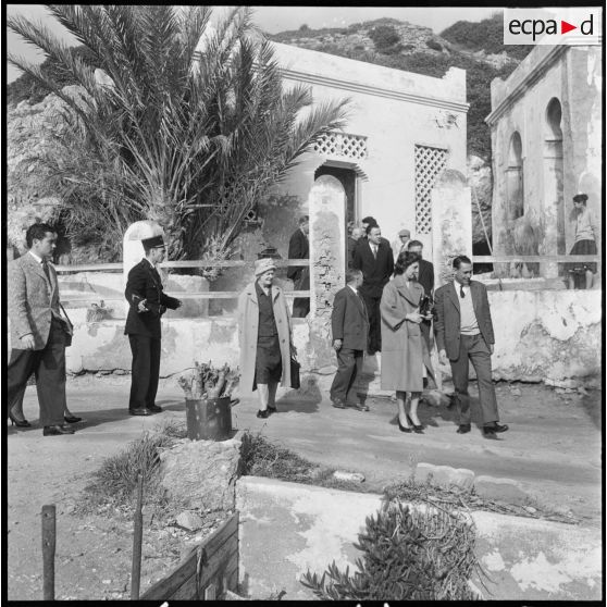 Arrivée des maires à Sidi-Ferruch.