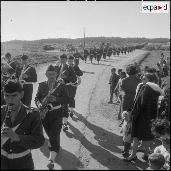 Défilé des troupes.