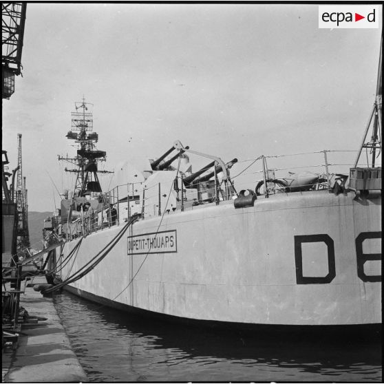 Visite à bord de l'escorteur d'escadre le "Petit-Thouars".