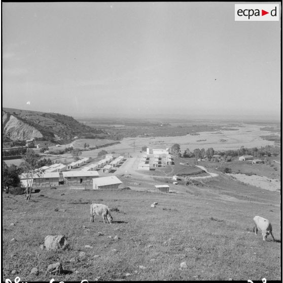 Vue générale du centre des harkis à la Platrière.