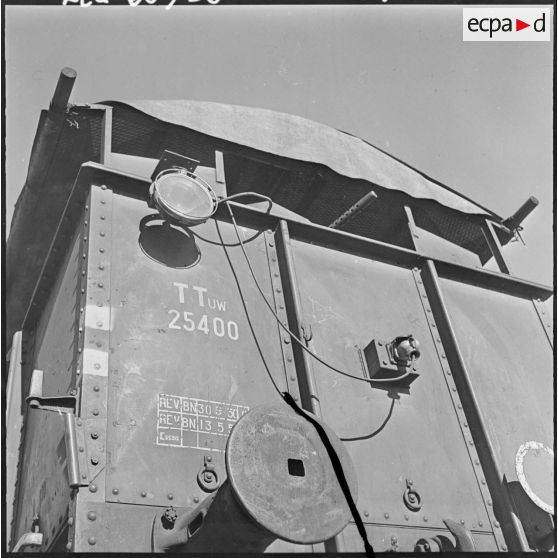 Menerville. La 4e compagnie du 587e bataillon du train (587e BT). Le train blindé.