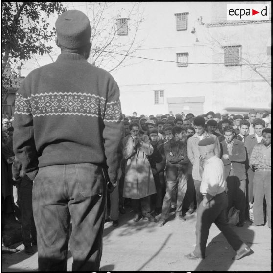 Séance d’action psychologique. [Description en cours]