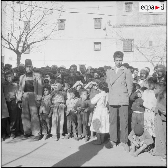 Séance d’action psychologique. [Description en cours]