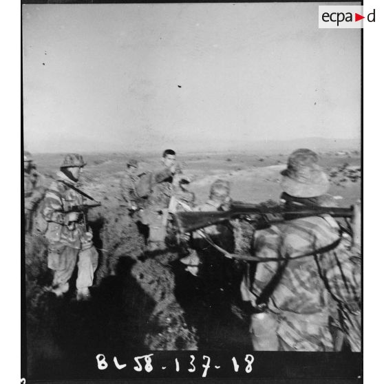 Le 2e régiment de parachutistes coloniaux (2e RPC) à Oued-Malah et Tablat. [Description en cours]