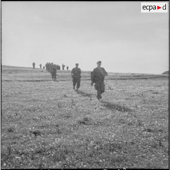 Le 1er REP en opération. [Description en cours]