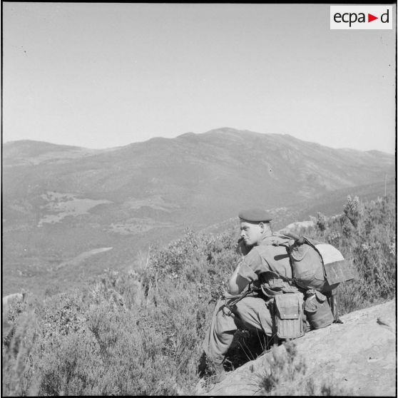 Le 1er REP en opération. [Description en cours]