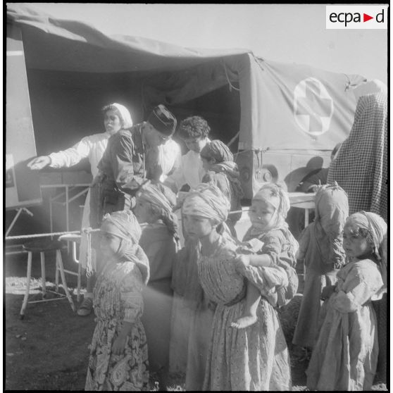 Assistance médicale gratuite. [Description en cours]